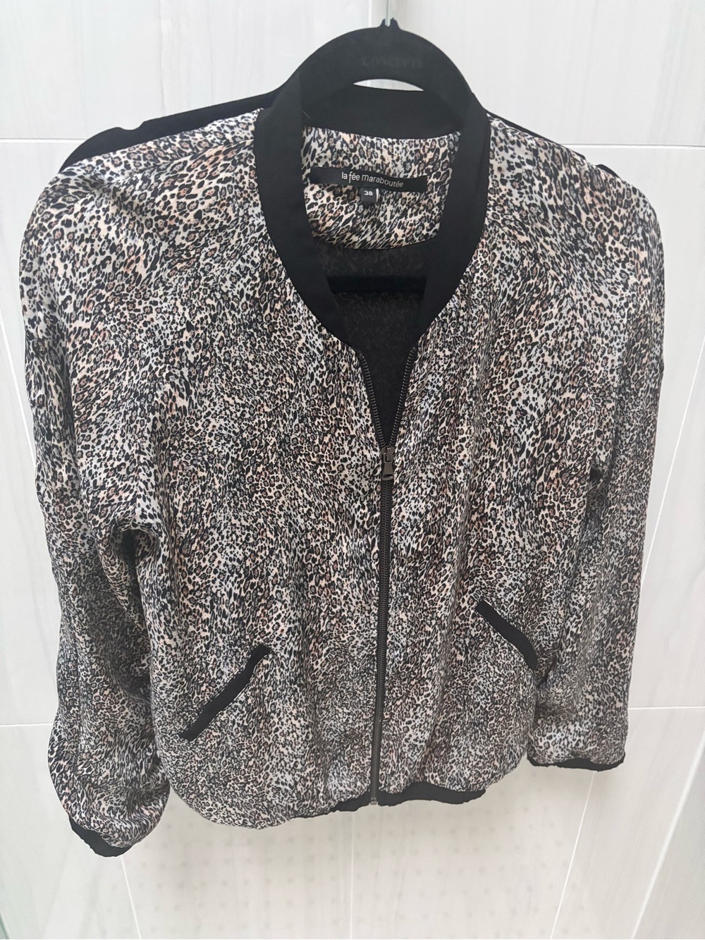 Women's Animal Print Bomber Jacket - Black/Tan
